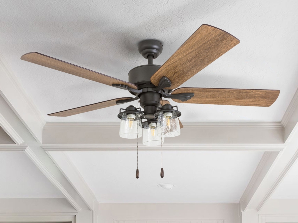 5 Things To Consider Before Buying Ceiling Fans With Lights For Farmhouse Style